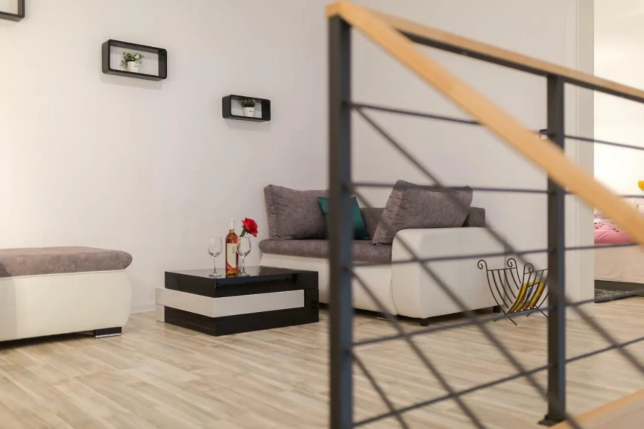 Sensitive Relax Apartment Rijeka 0*,